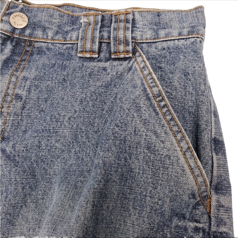 Riveted by Lee Women’s High waisted Cargo medium Wash denim shorts size 10 - Picture 12 of 15